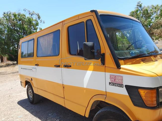 Mercedes-Benz 208 Diesel Manuelle 1993 à Taza
