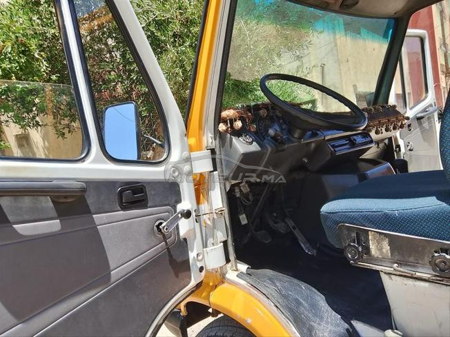 Mercedes-Benz 208 Diesel Manuelle 1993 à Taza
