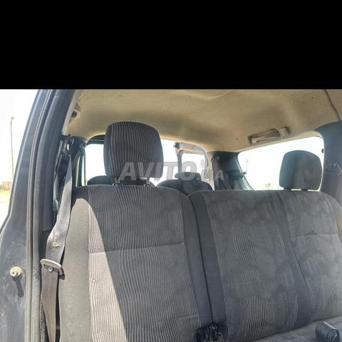 Dacia logan 7 places à deroua - 2