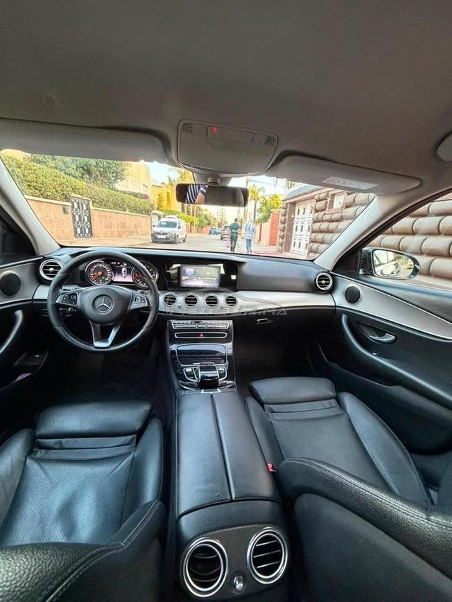 Mercedes E220D 
