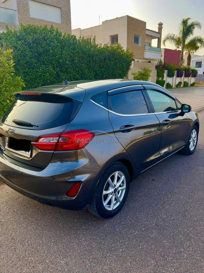 ford fiesta 2019 trend plus 3 clé  