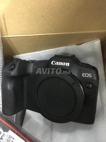 Canon EOS R8 Boîtier Nu Hybride Plein Format - 2