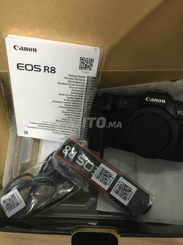 Canon EOS R8 Boîtier Nu Hybride Plein Format