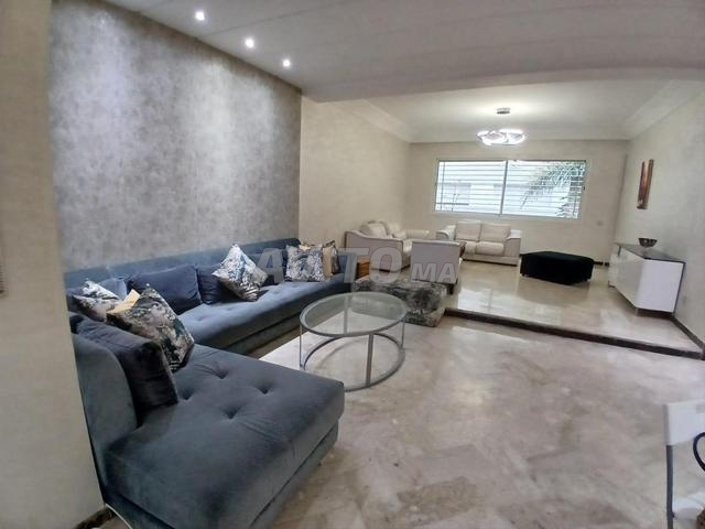 Appartement à louer 161 m² à Casablanca