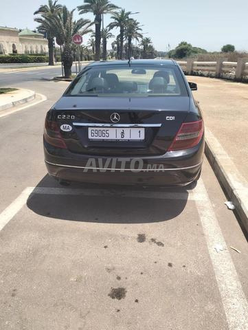 Mercedes-Benz 220 Diesel Automatique 2010 - 2