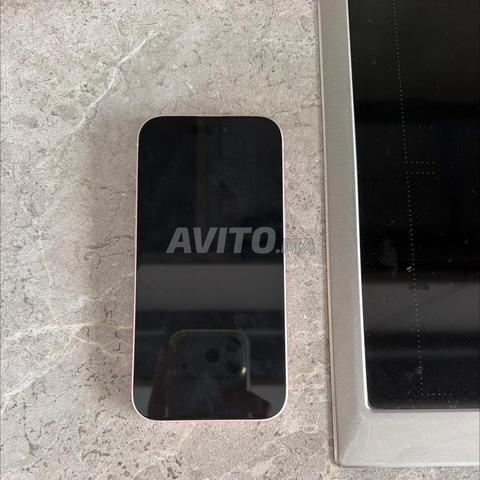 iPhone 15 rose original - 2