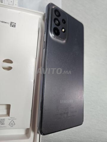 Samsung Galaxy A73 5G - 128 Go - bon état