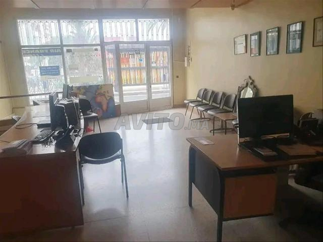 Agence de voyage en vente - 2