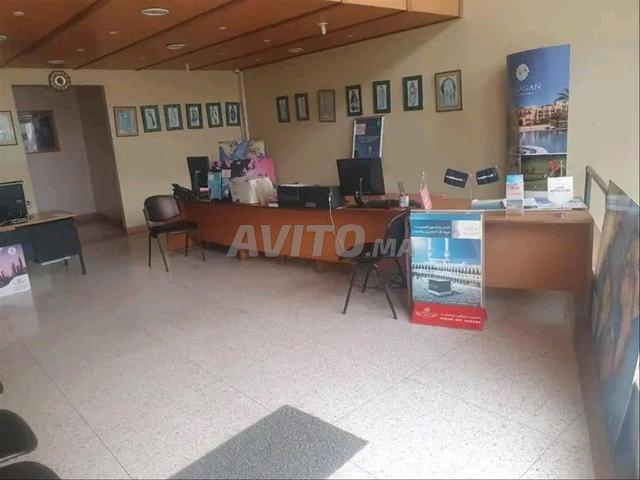 Agence de voyage en vente
