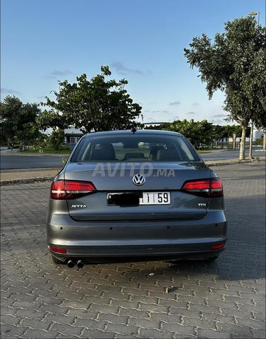 Volkswagen Jetta Diesel Manuelle 2017 à Kénitra - 2