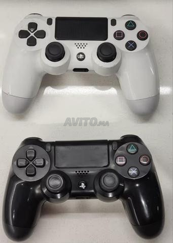 PS4 slim 500 Go, 2 manettes (prix négociable) - 2