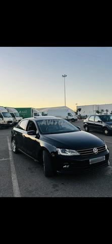Volkswagen Jetta - 2