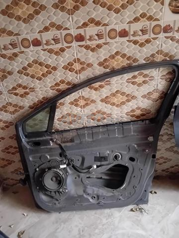 غطاء محرك وباب كليو 4 2019 - 2