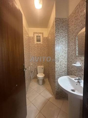 Appartement à louer 102 m² à Temara