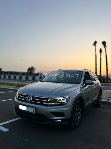 VOLKSWAGEN TIGUAN PREMIÈRE MAIN - 2