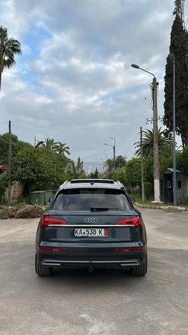 Je mets une Audi Q5 2021 2026