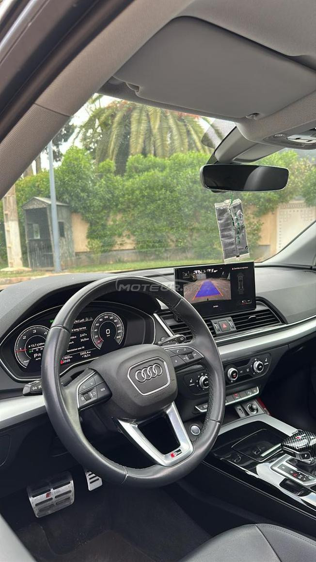 je mets une Audi Q5 2021 2026 