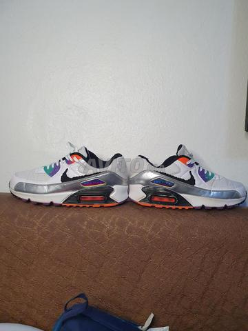 Chaussures Air Max taille 40 - 2