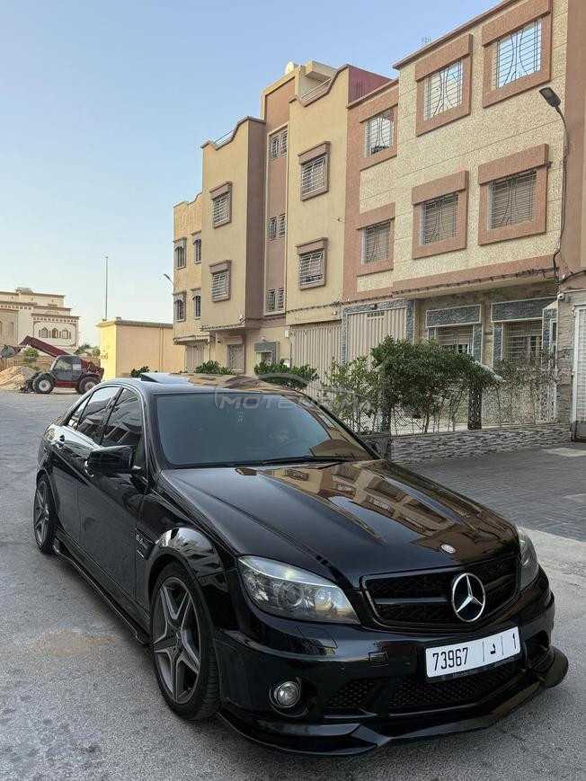 MERCEDES C63 AMG 