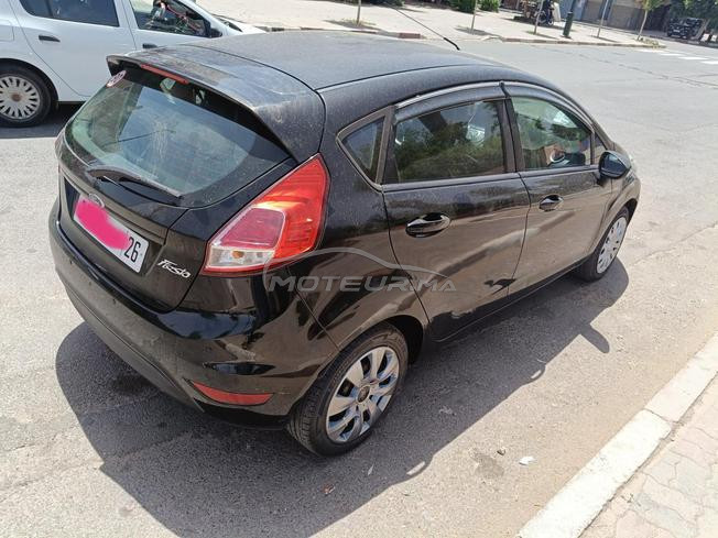Une voiture très bonne état 