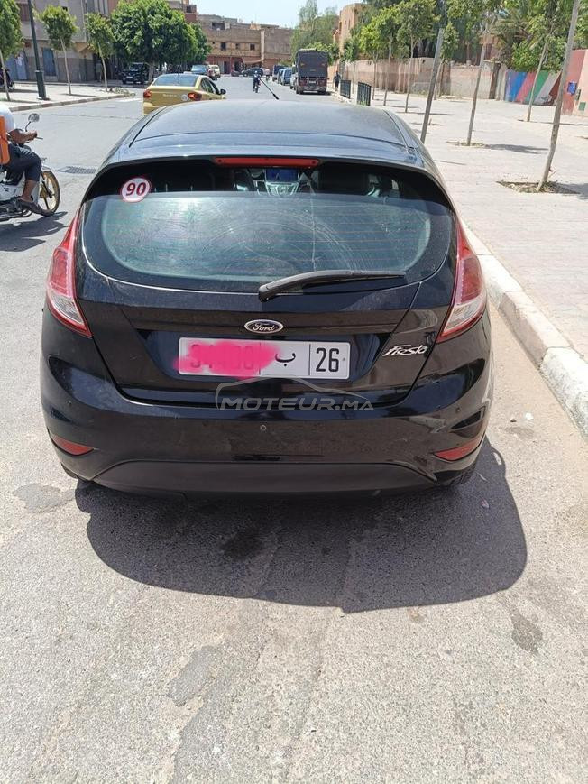Une voiture très bonne état 