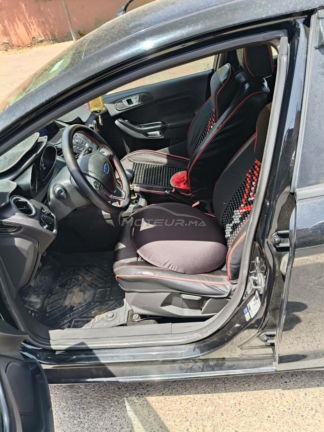Une voiture très bonne état 