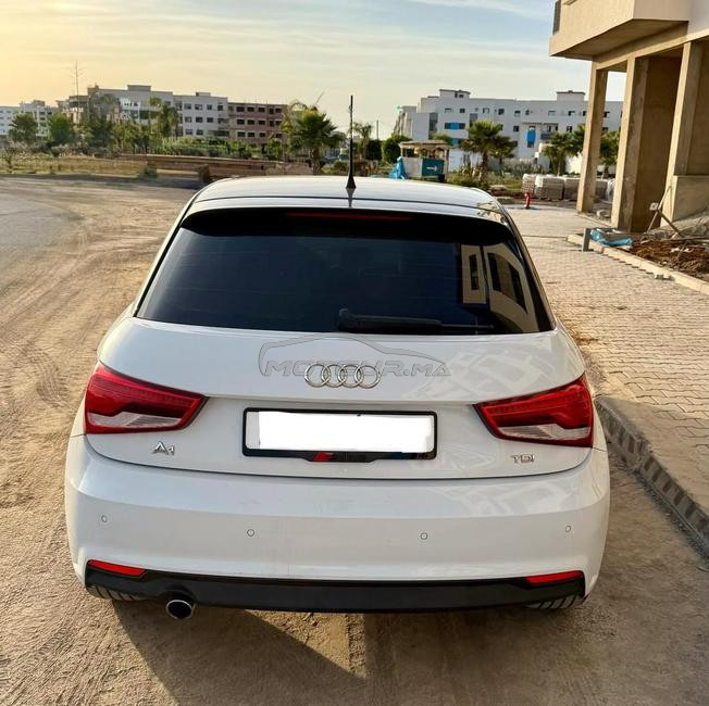 audi a1 sline mzal n9iya 