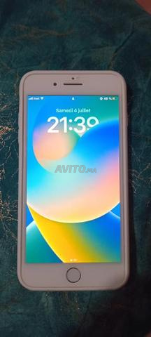 iPhone 8 Plus bon état batterie changée prix fixe