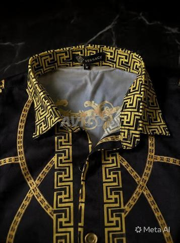 قميص حريري ماركة VERSACE (M) - 2
