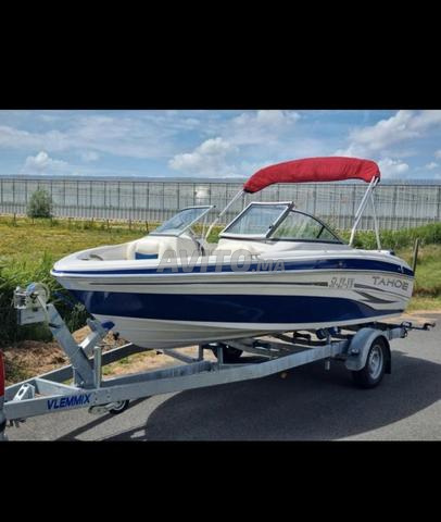 Tahoe Q4 Speedboat 80h – Remorque incluse