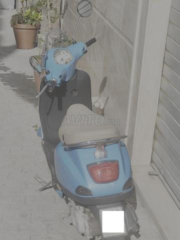 فيسپا LX 50 - 2