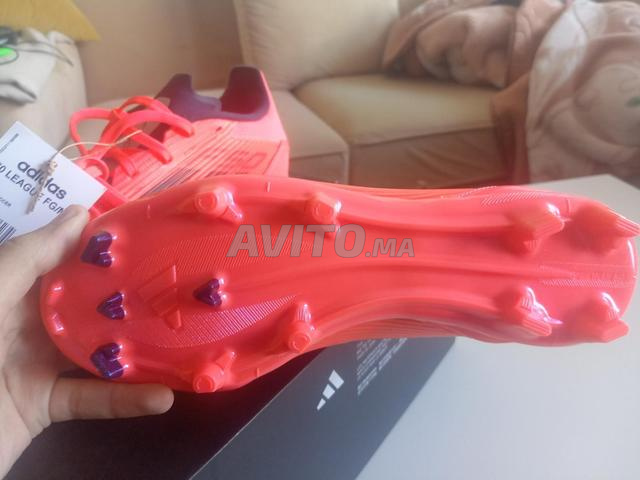 Godasse de foot neuf - 2