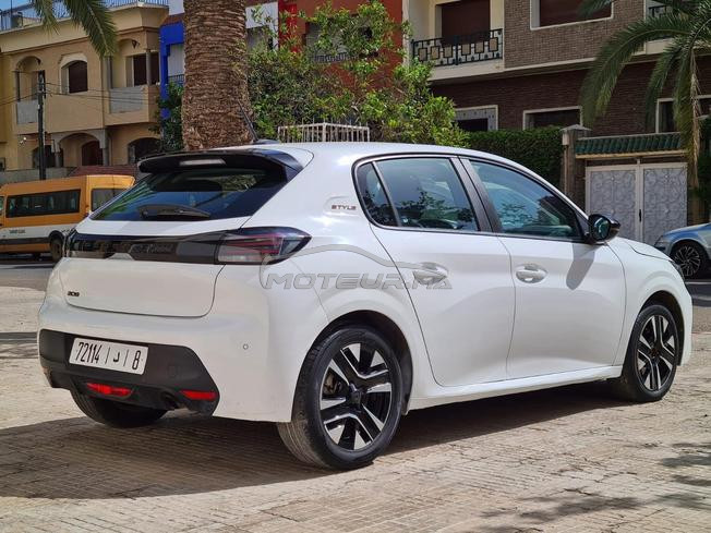 Peugeot 208 Diesel Manuelle 2025 à Casablanca