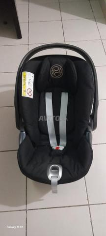 كرسي سيارة للأطفال ماركة Cybex بحالة ممتازة - 2