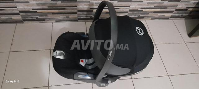 Siège auto pour enfants marque Cybex en excellent état
