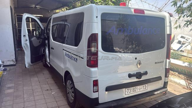 Ambulance Renault Trafic à vendre