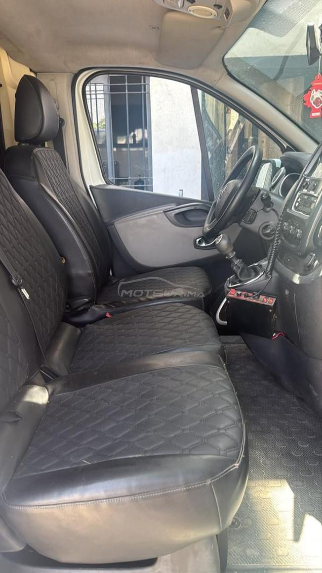 Ambulance Renault Trafic à vendre