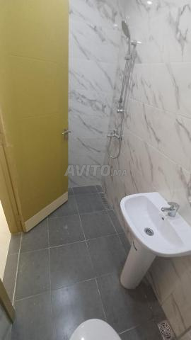 Appartement à louer 76 m² à Casablanca - 2