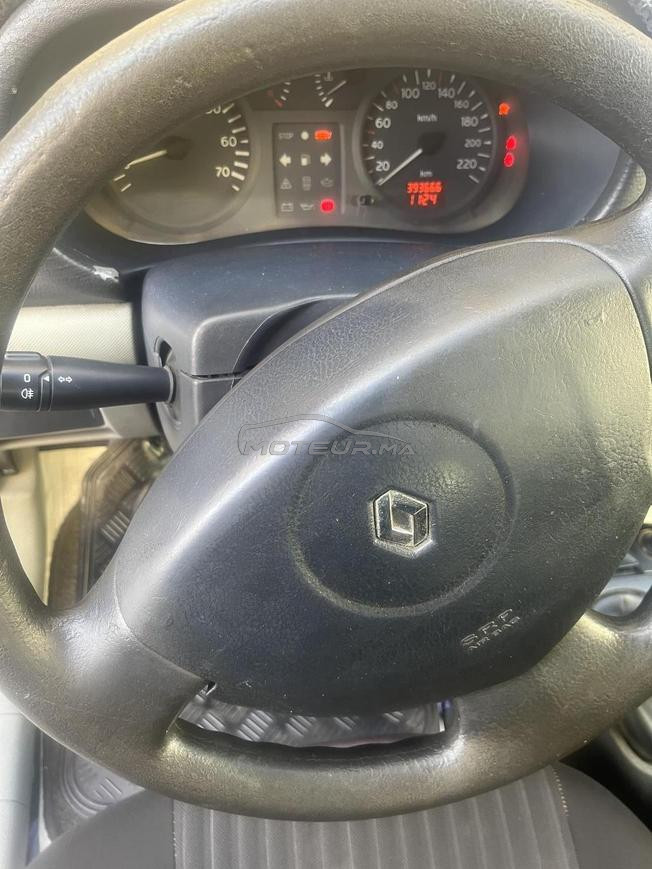 Renault Clio Essence Manuelle 2002 à Rabat