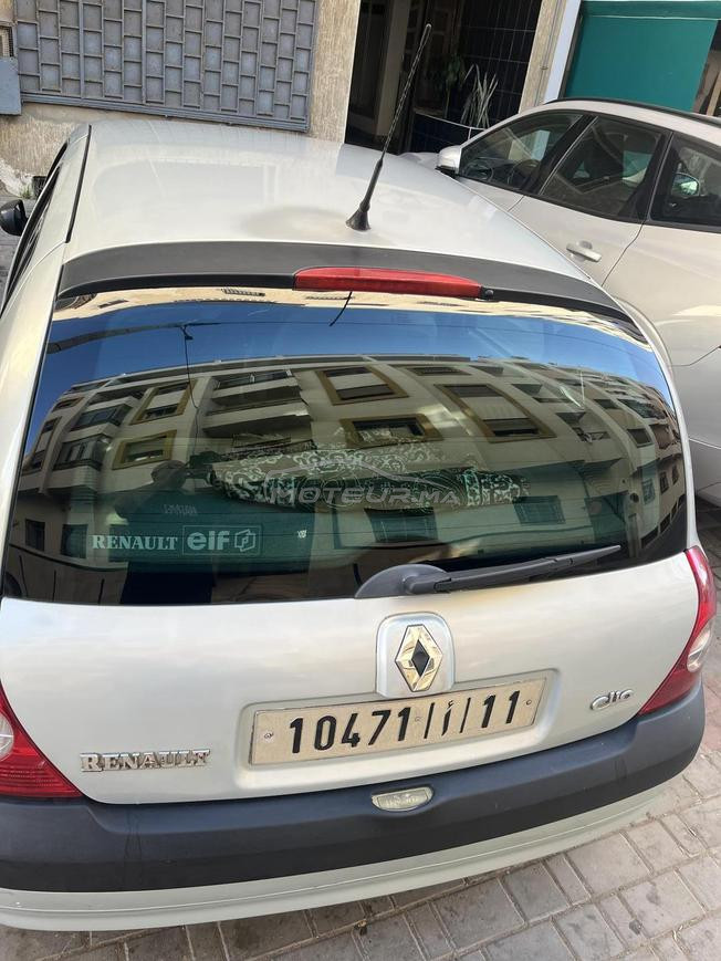 Renault Clio Essence Manuelle 2002 à Rabat