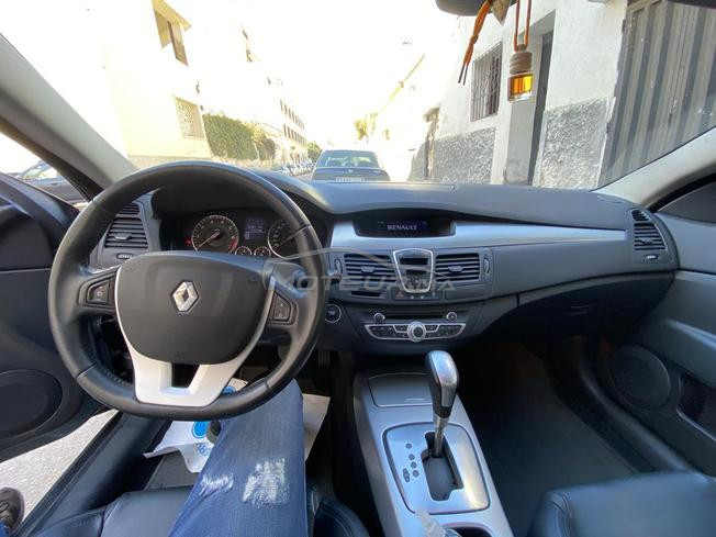 Renault Laguna Coupé Essence Automatique 2011