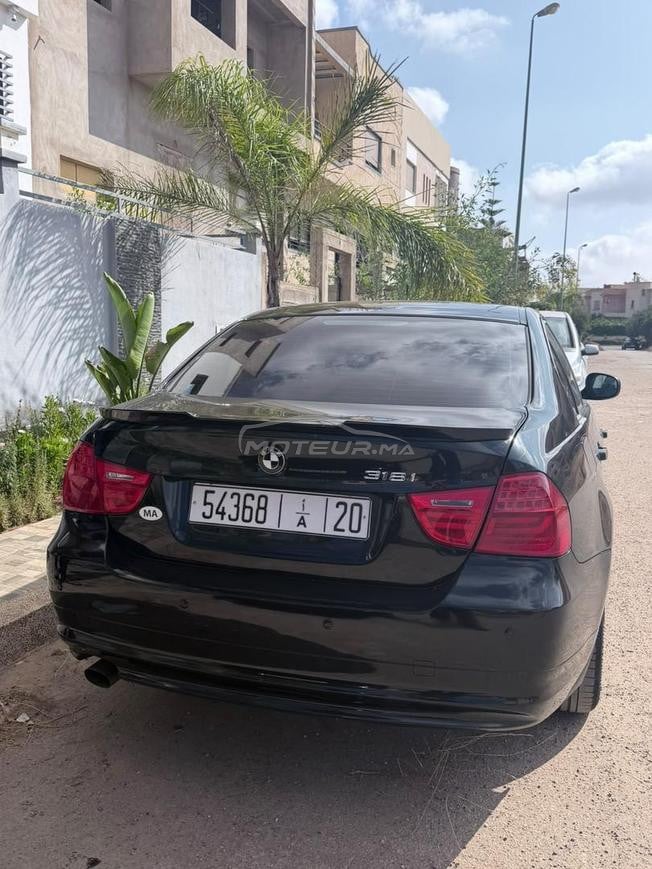 BMW E90 318i LCI