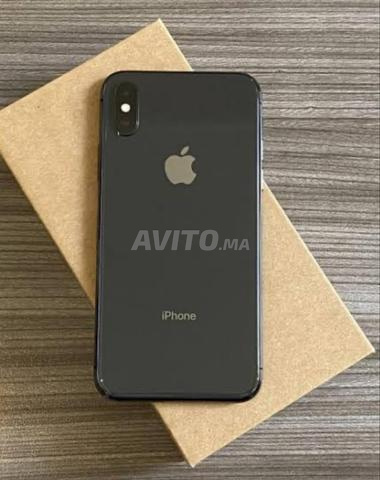 iPhone X normal 64go encore neuf