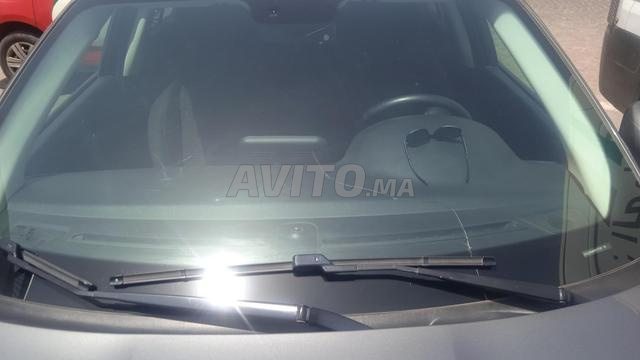 Chauffeur sérieux et engagé cherche emploi
