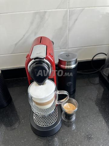 آلة قهوة وكابتشينو نسبريسو بضمان - 2