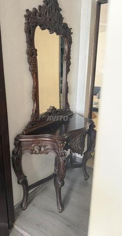Console sculptée en bois avec miroir - 2