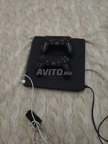 PS4 non flashée 1To avec 2 manettes originales - 2