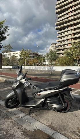 Sh 300i smart sport - 2