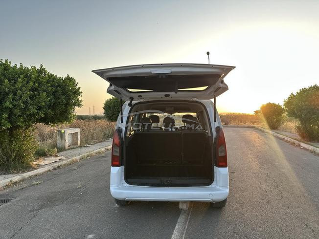     Peugeot Partner Tepee 2016