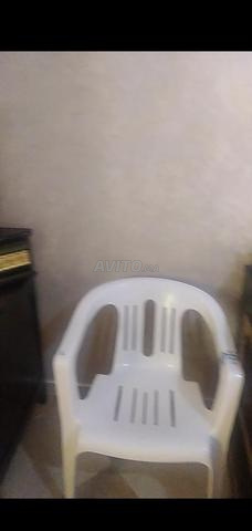 أريد مثل هذه الكراسي بمدينة وجدة ونواحيها